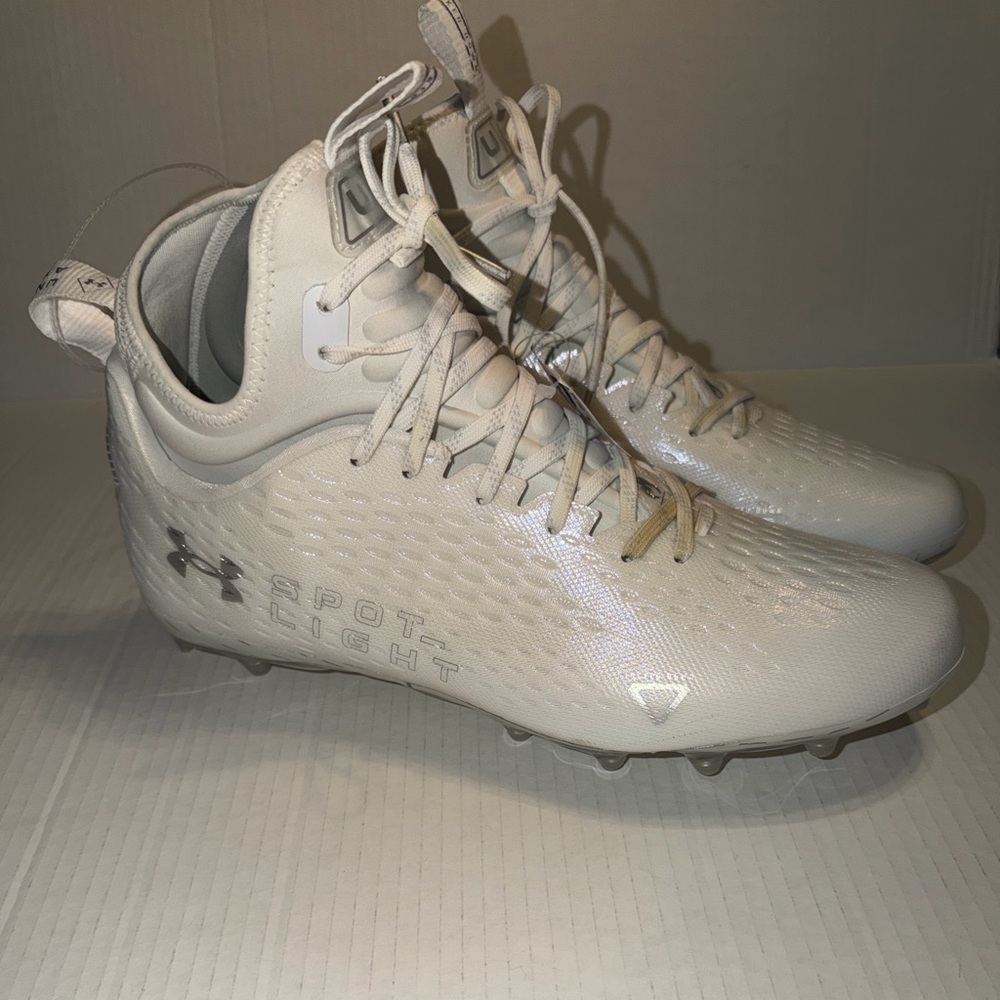 Under Armour Spotlight Lux 2.0 football cleats sz.12 men’s white/silver
